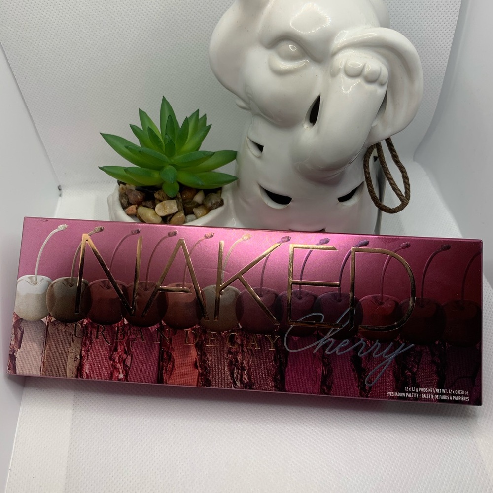 GENTLY USED! Naked Cherry eyeshadow palette